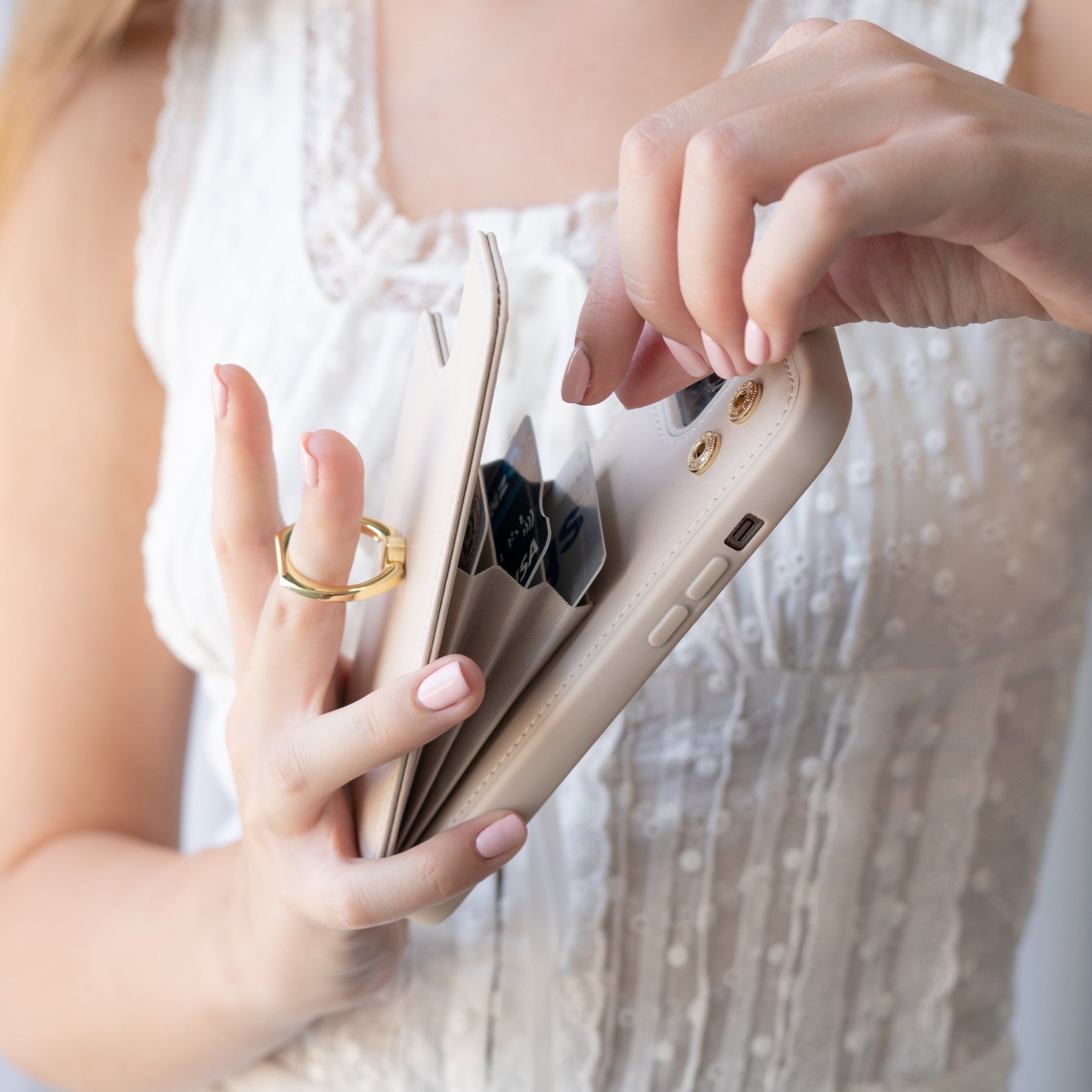 SlimHold Case