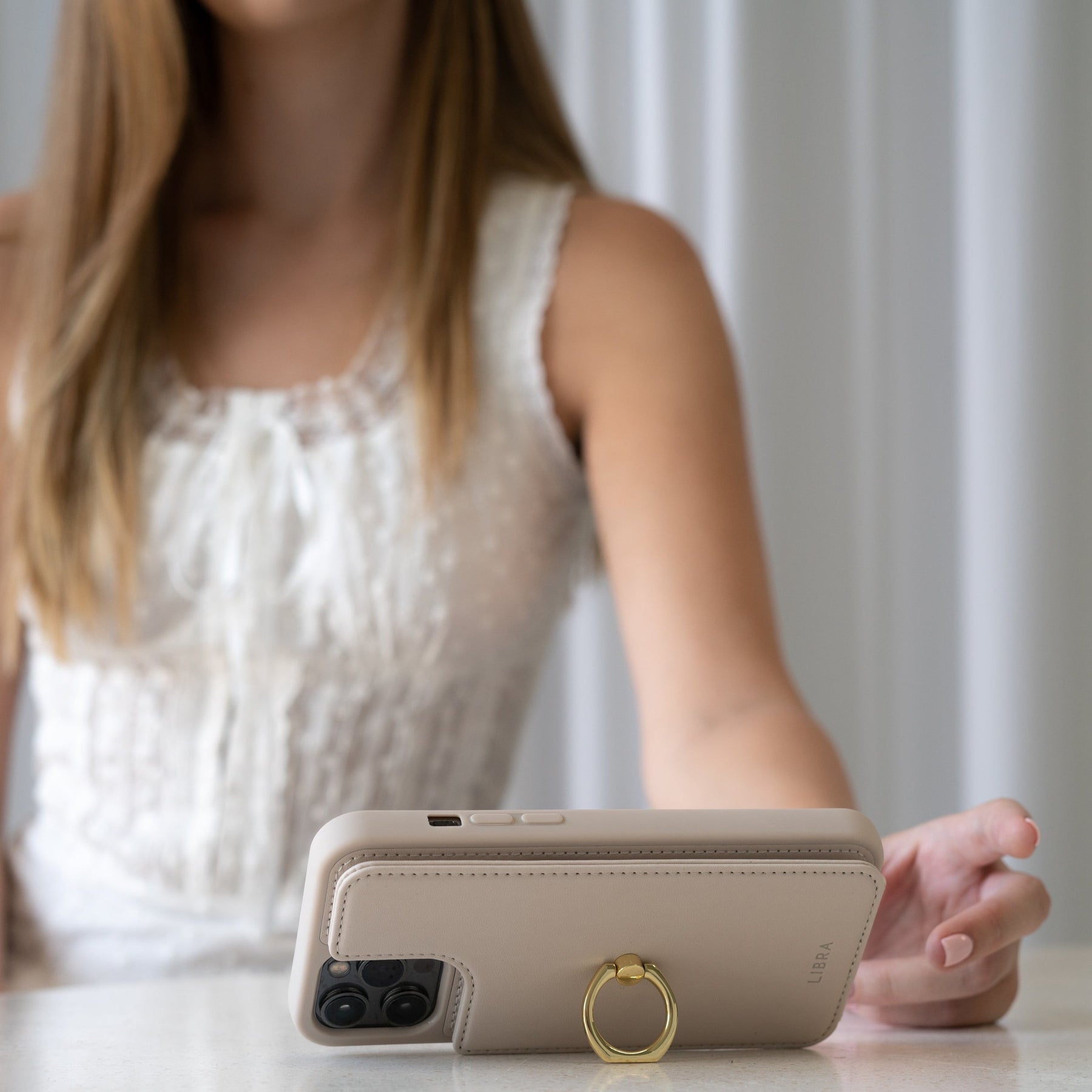 SlimHold Case
