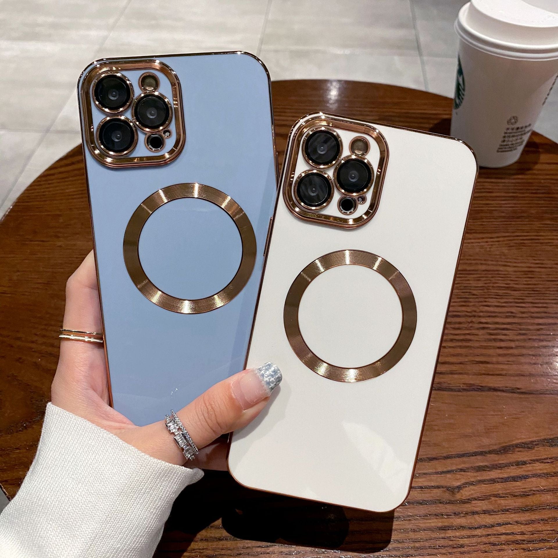 Leonis - iPhone Case