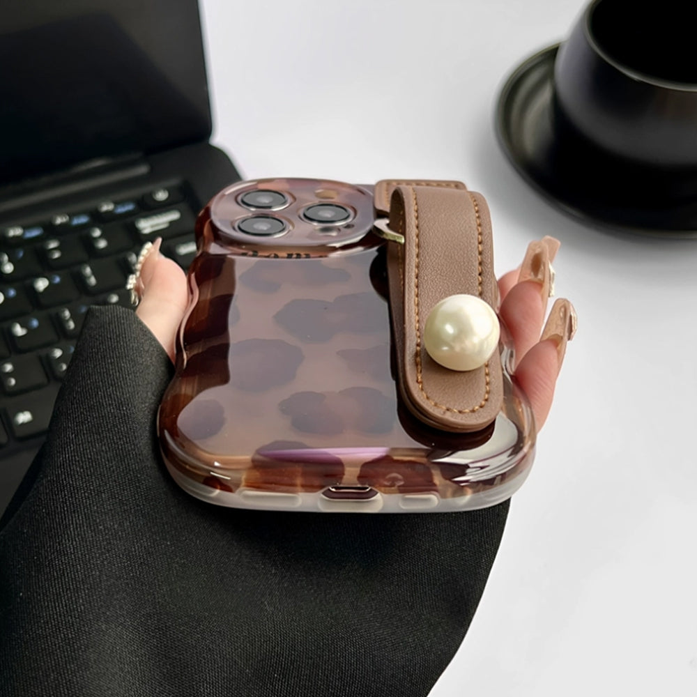 WildStrap Wristlet