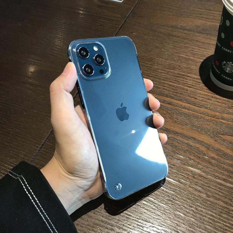 Transparent Bare Feel Phone Case