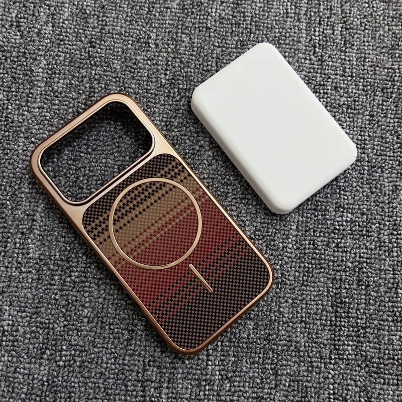 Carbon Vintage MagSafe iPhone Case