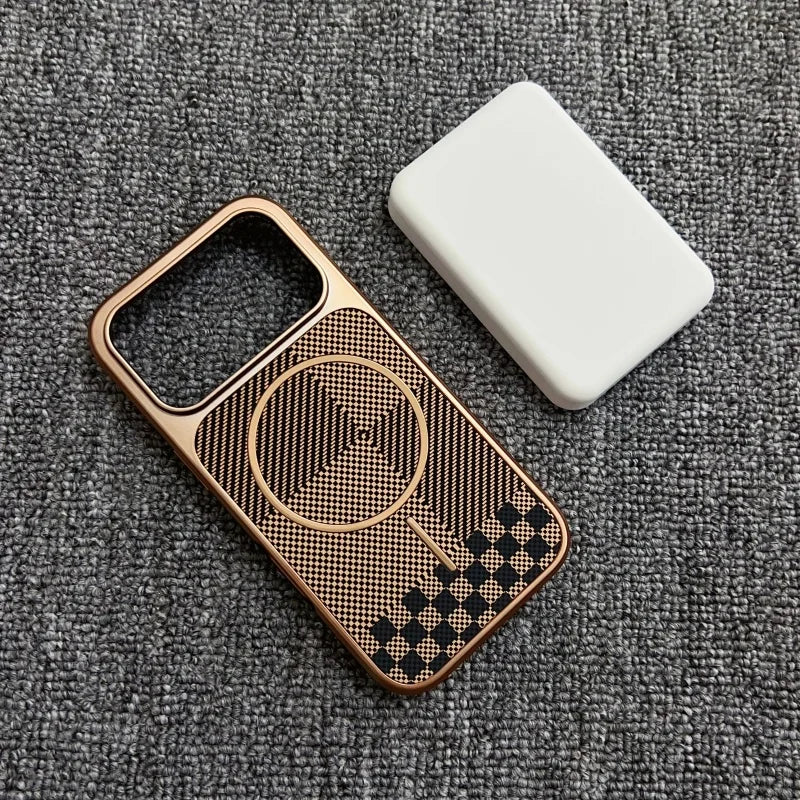 Carbon Vintage MagSafe iPhone Case