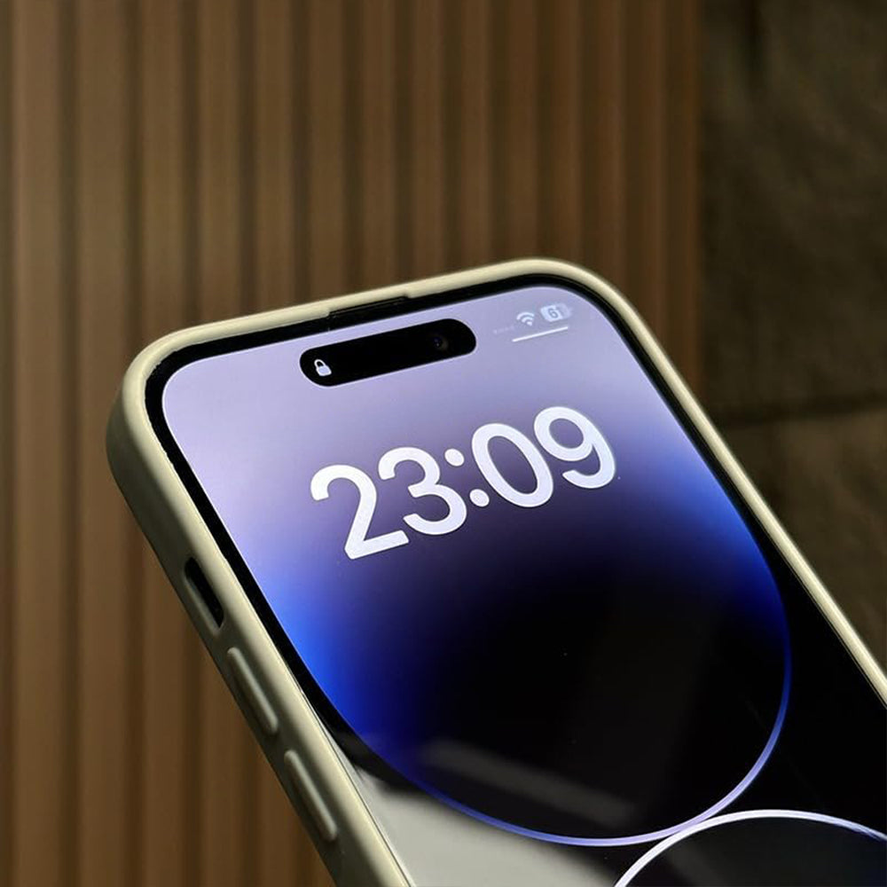 3D Luxury Magnetic Silicone Case – iPhone Series